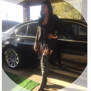 Meet your Posher, Joni